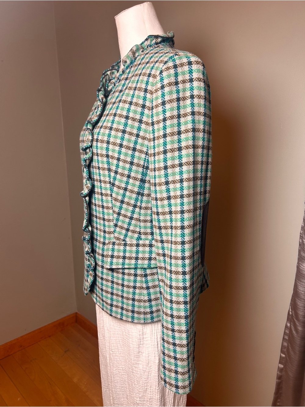 Talbots Collection Size 8 Wool
Plaid Blazer - Picture 4 of 13
